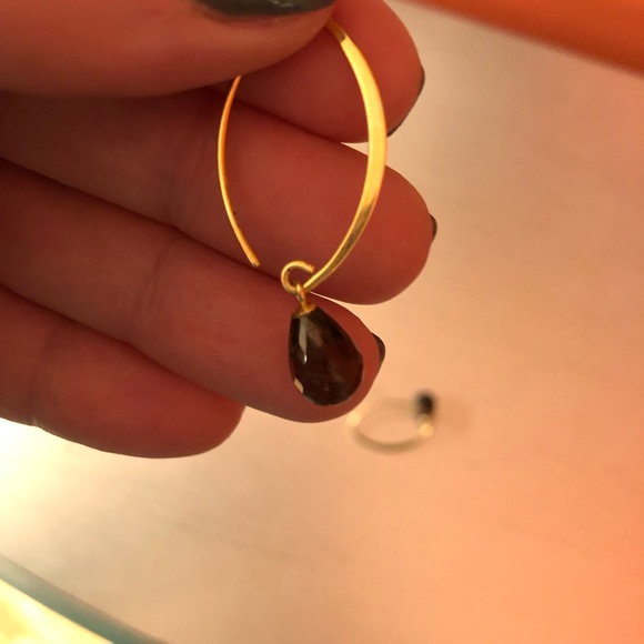 Gold and topaz earrings - Picture 3 of 3